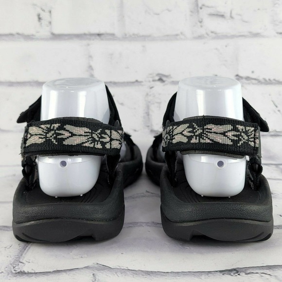 Teva Black Sandals with Gray Pattern - Picture 8 of 9